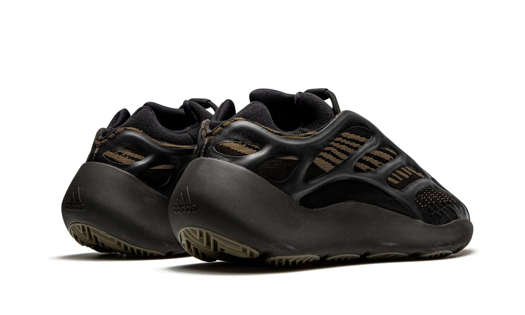 adidas Yeezy 700 V3 Clay Brown - Image 3