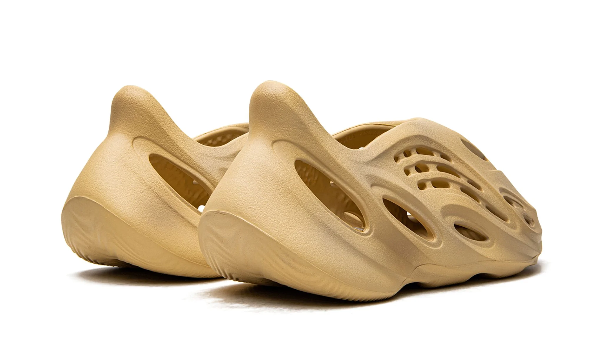 adidas Yeezy Foam RNNR Desert Sand - Image 3