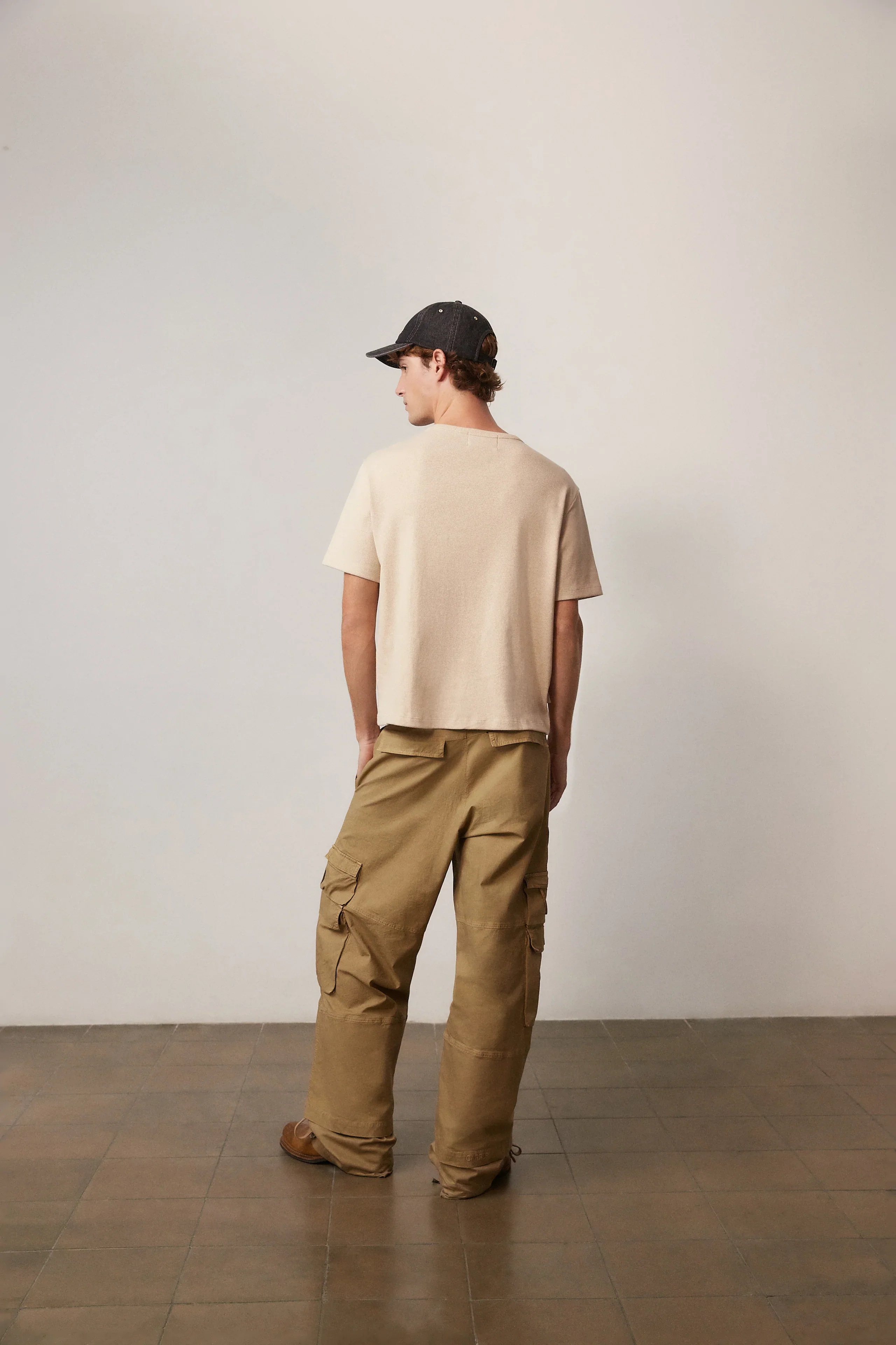 Carrer Cruz Rib T-Shirt in Beige Melange - Image 7