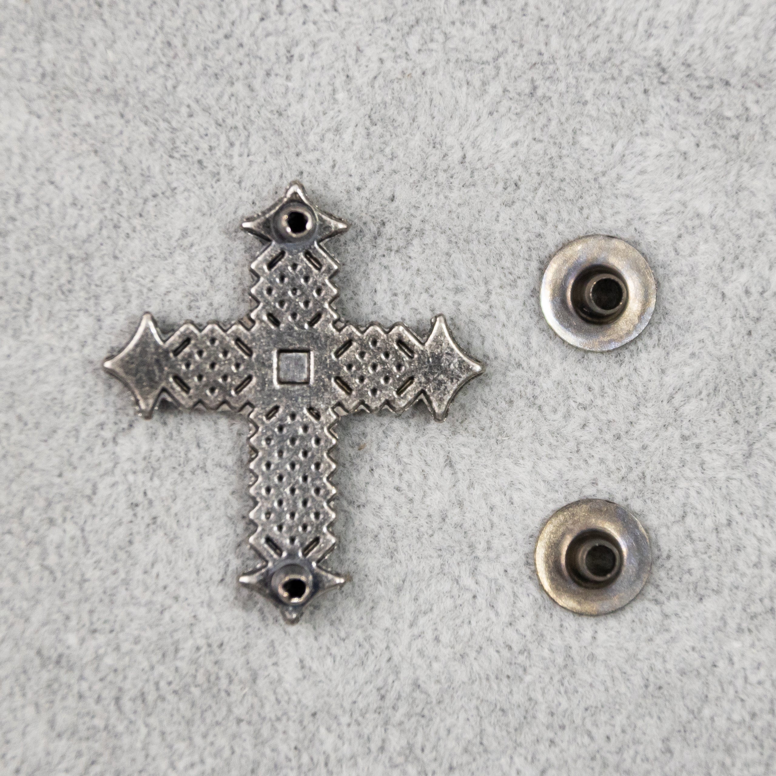 Karont Templar Cross - Image 2