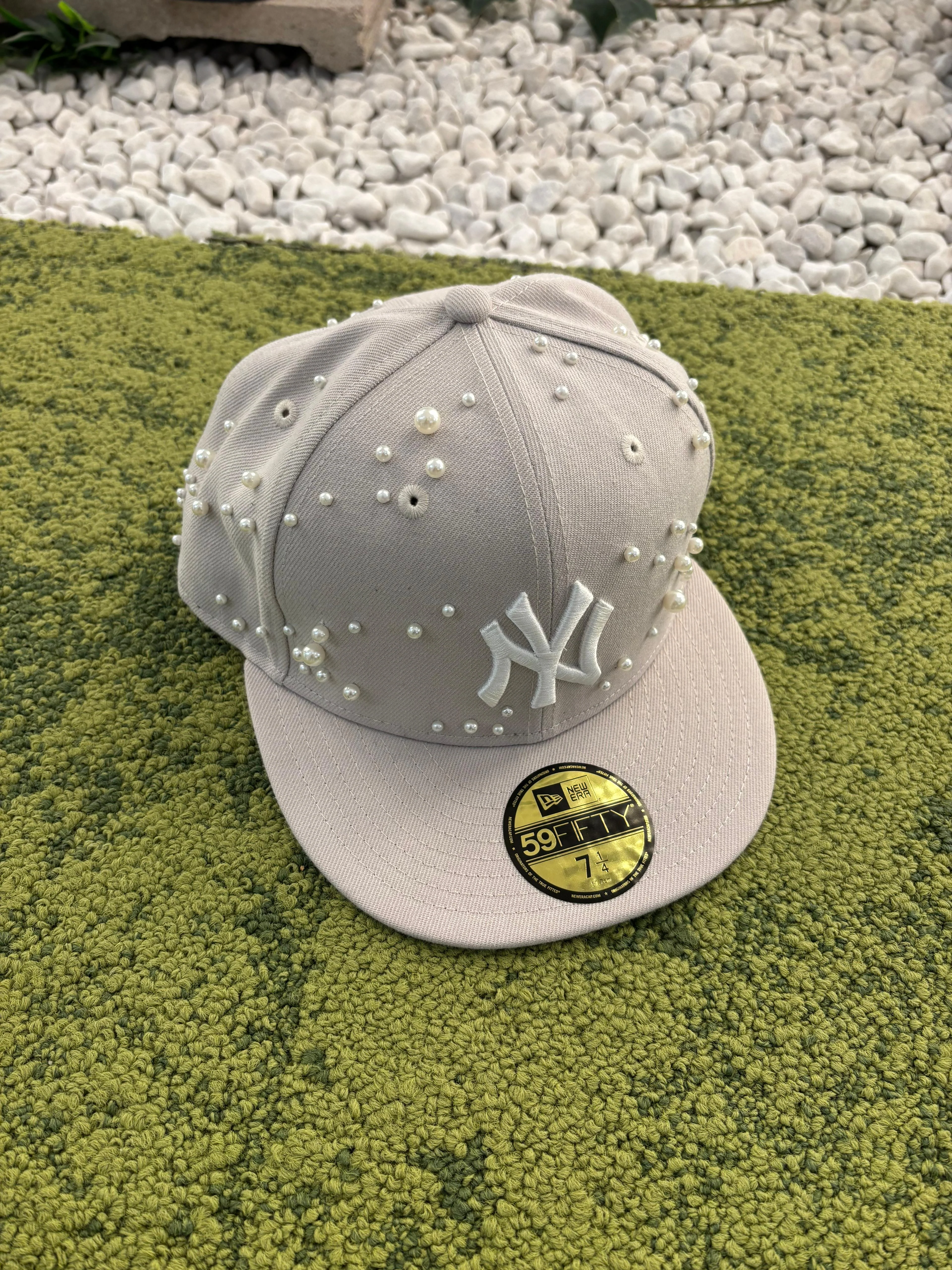 New York Yankees League Essential Stone 59FIFTY Fitted Cap by MBS Studio - Image 2