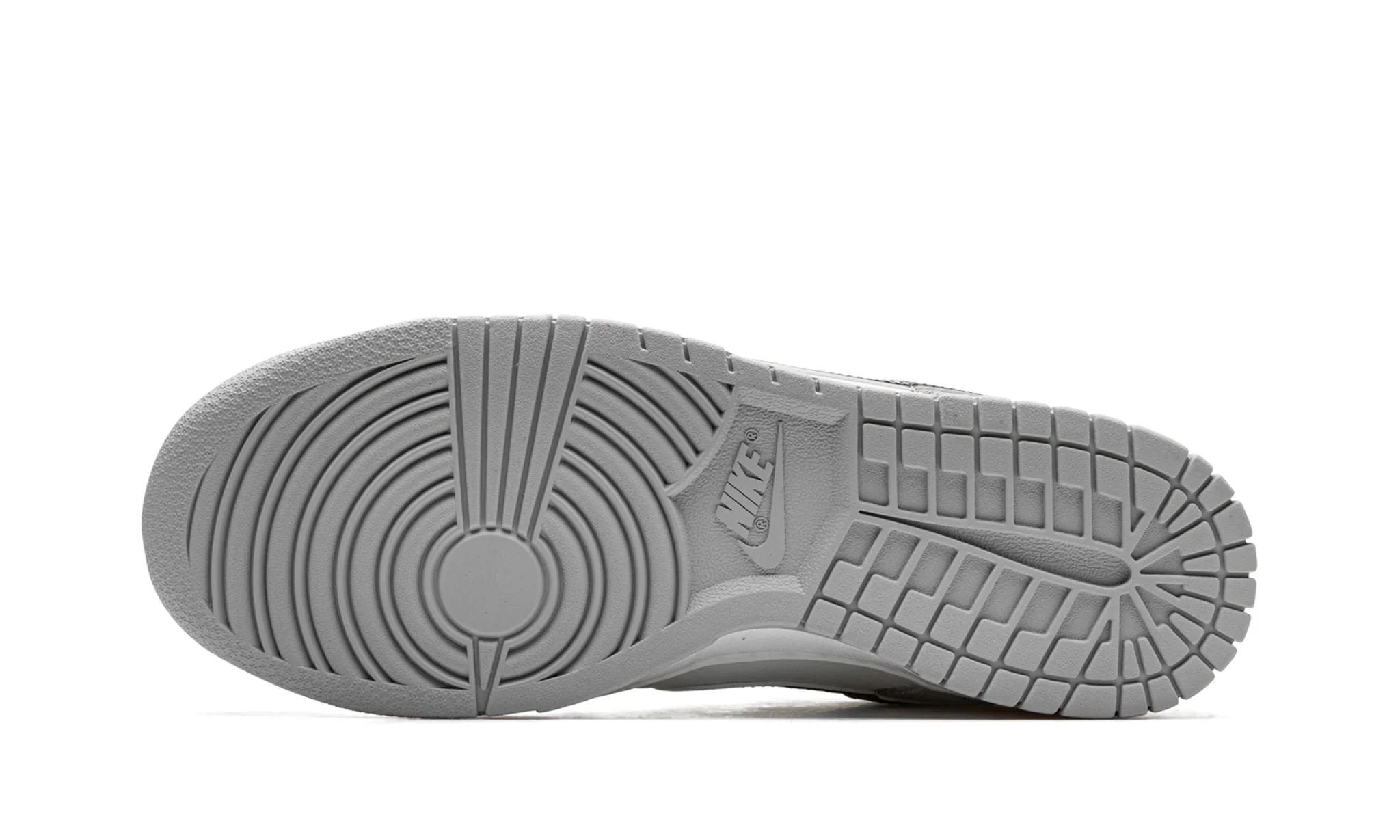 Nike Dunk Low SE Lottery Pack Grey Fog GS - Image 5