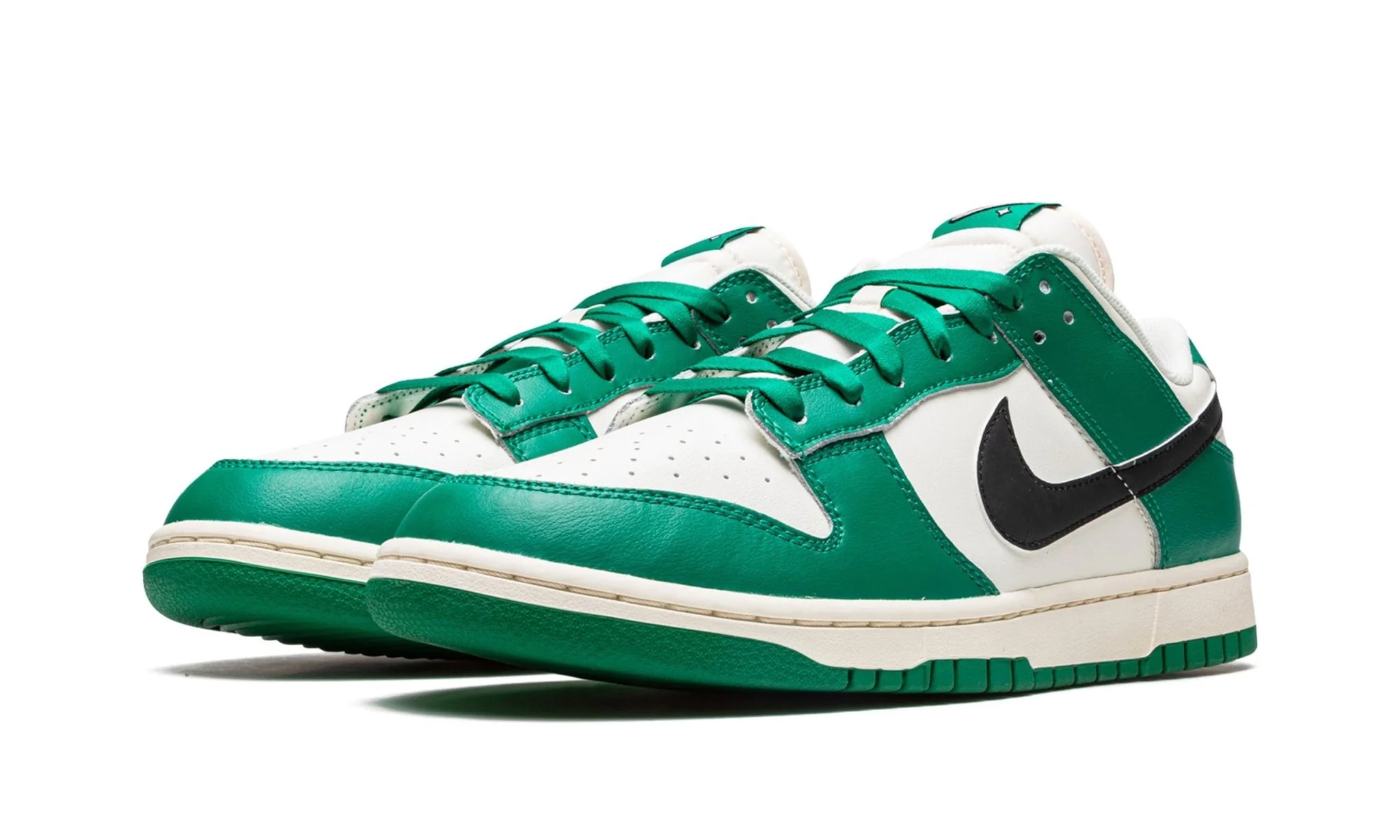 Nike Dunk Low SE Lottery Pack Malachite Green - Image 2