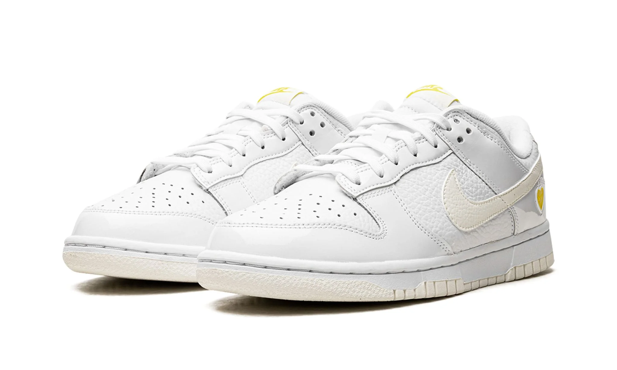 Nike Dunk Low Valentine's Day Yellow Heart (W) - Image 2