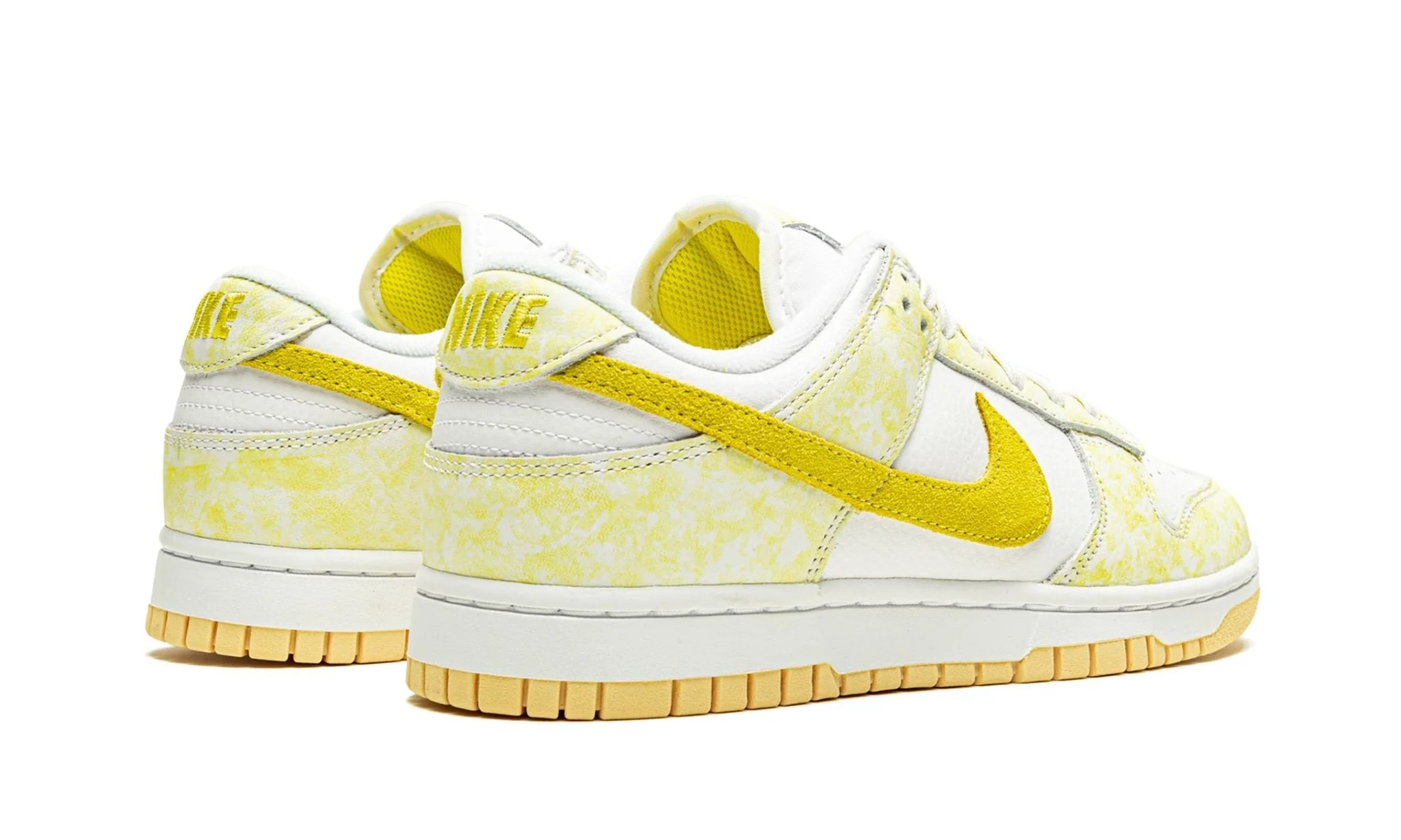 Nike Dunk Low Yellow Strike (W) - Image 3