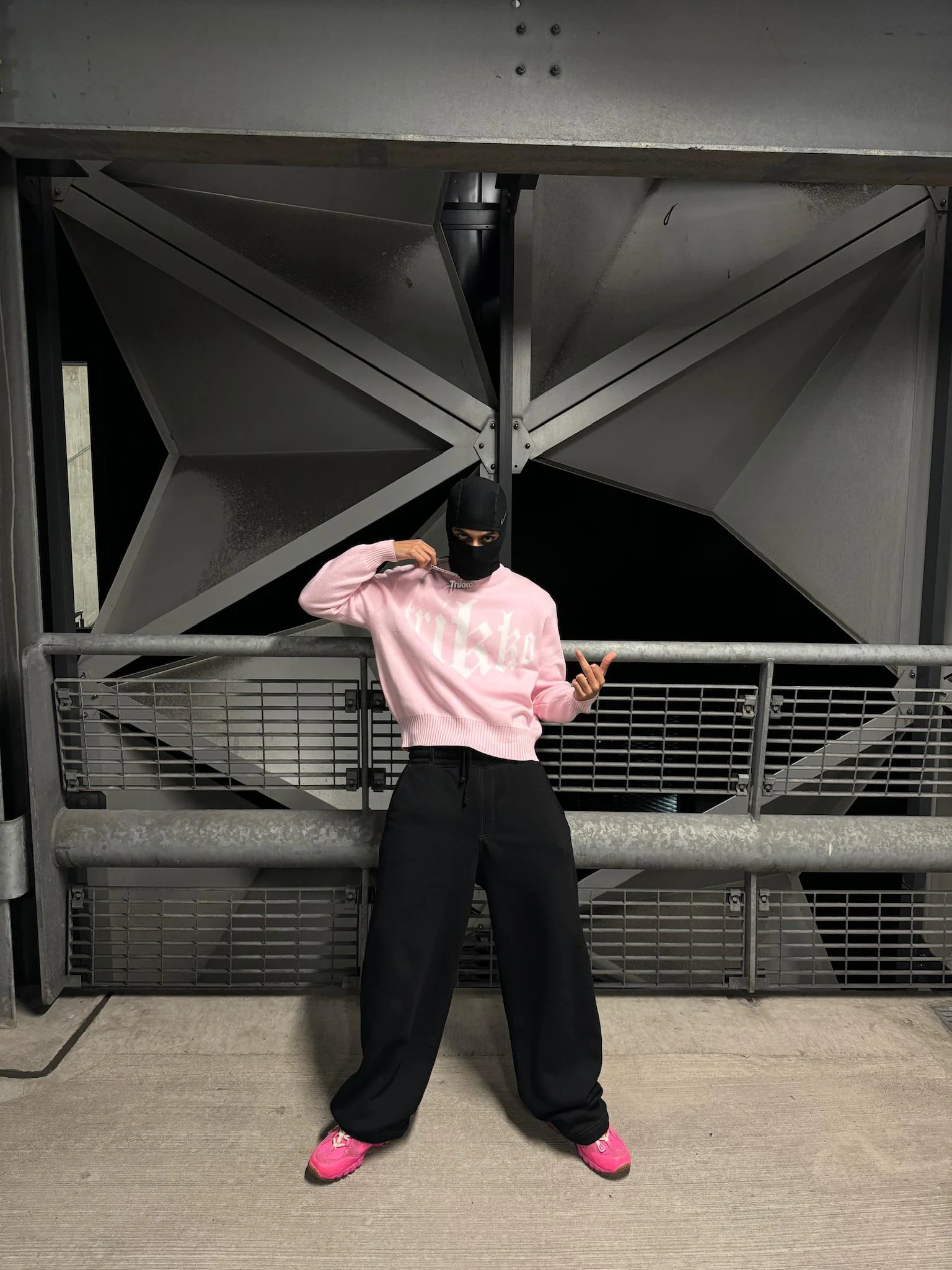 Trikko Logo Knit Sweater Pink - Image 2