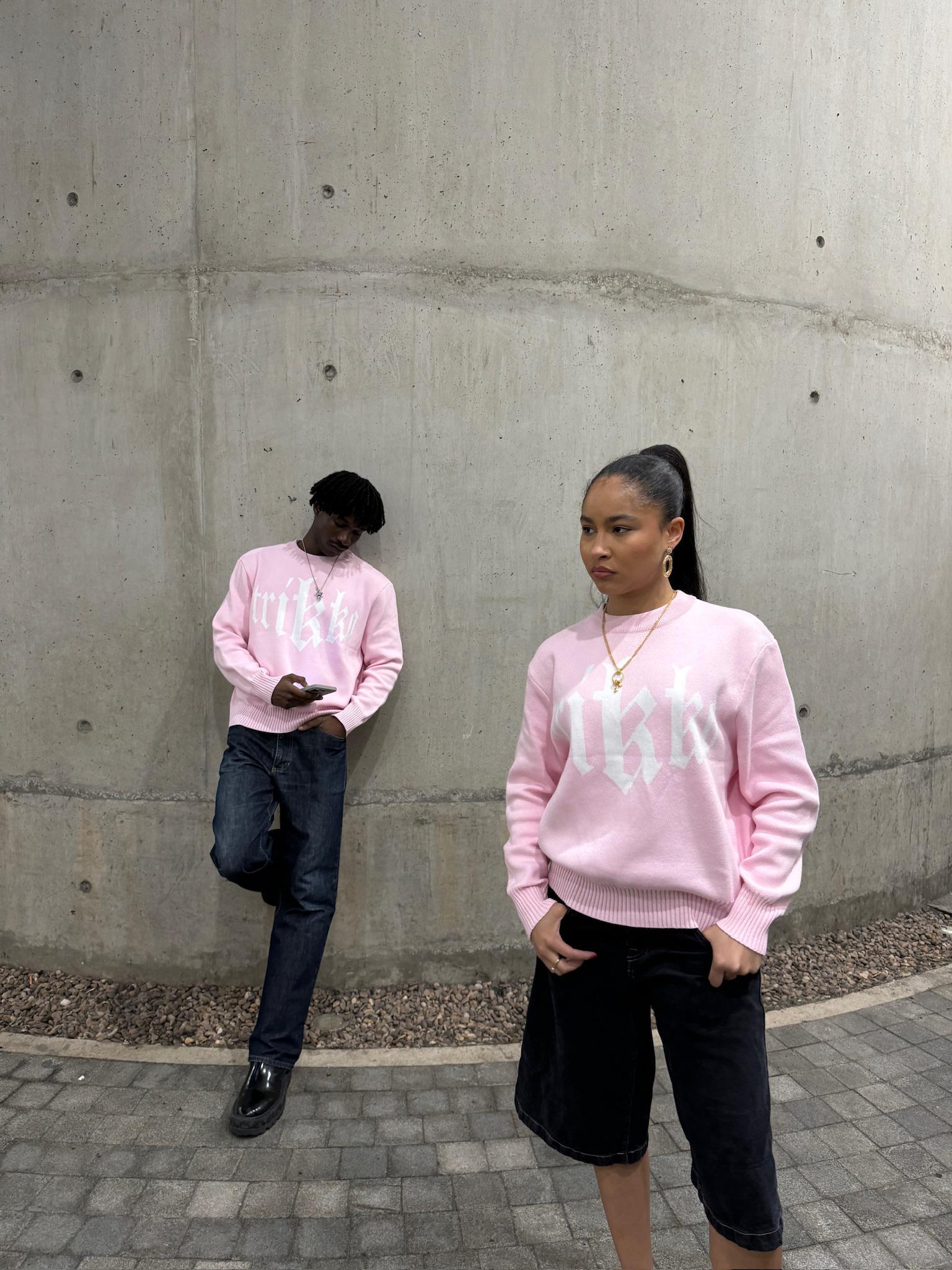 Trikko Logo Knit Sweater Pink - Image 6
