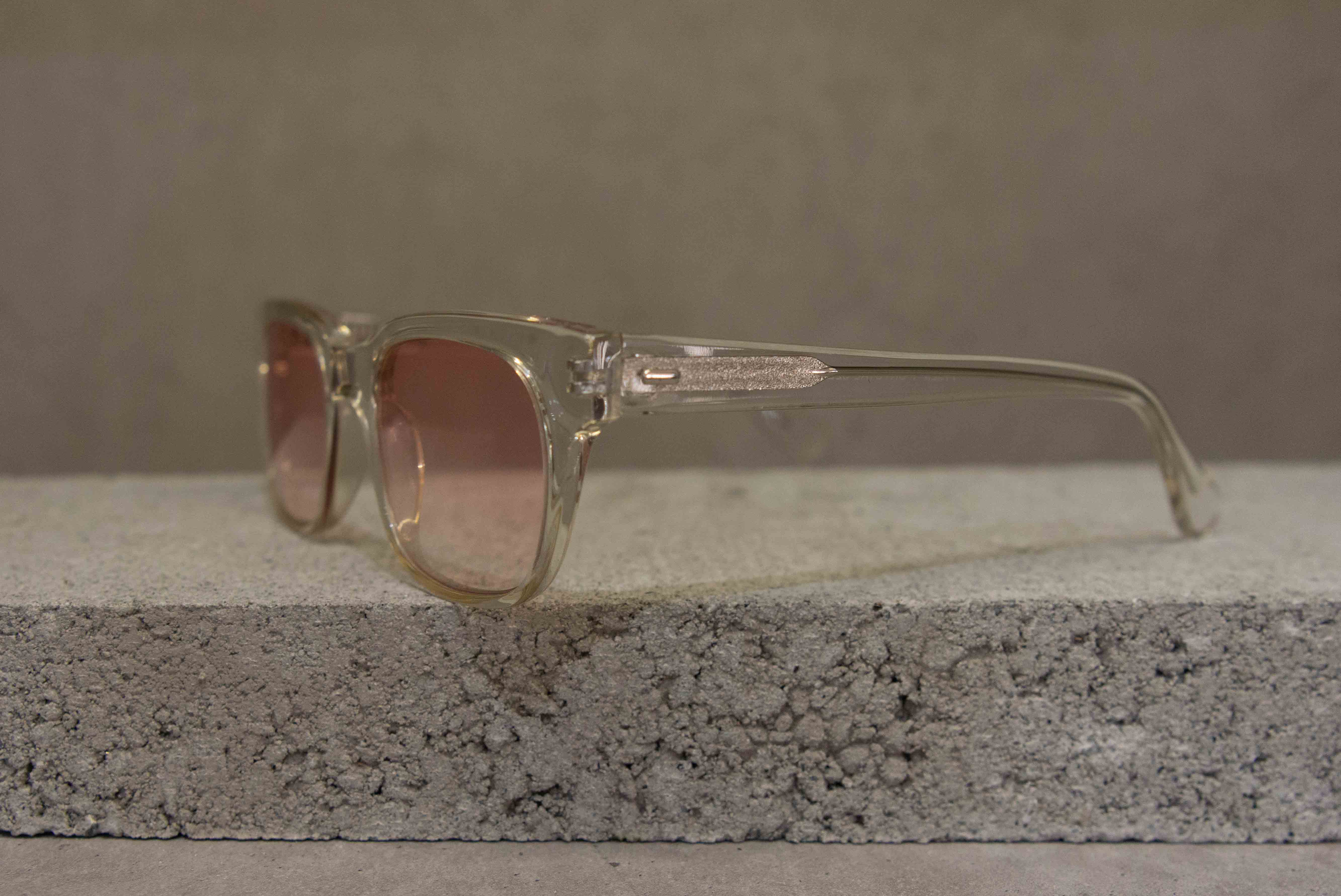 TVT 53 Philip Pink Fade - Image 2