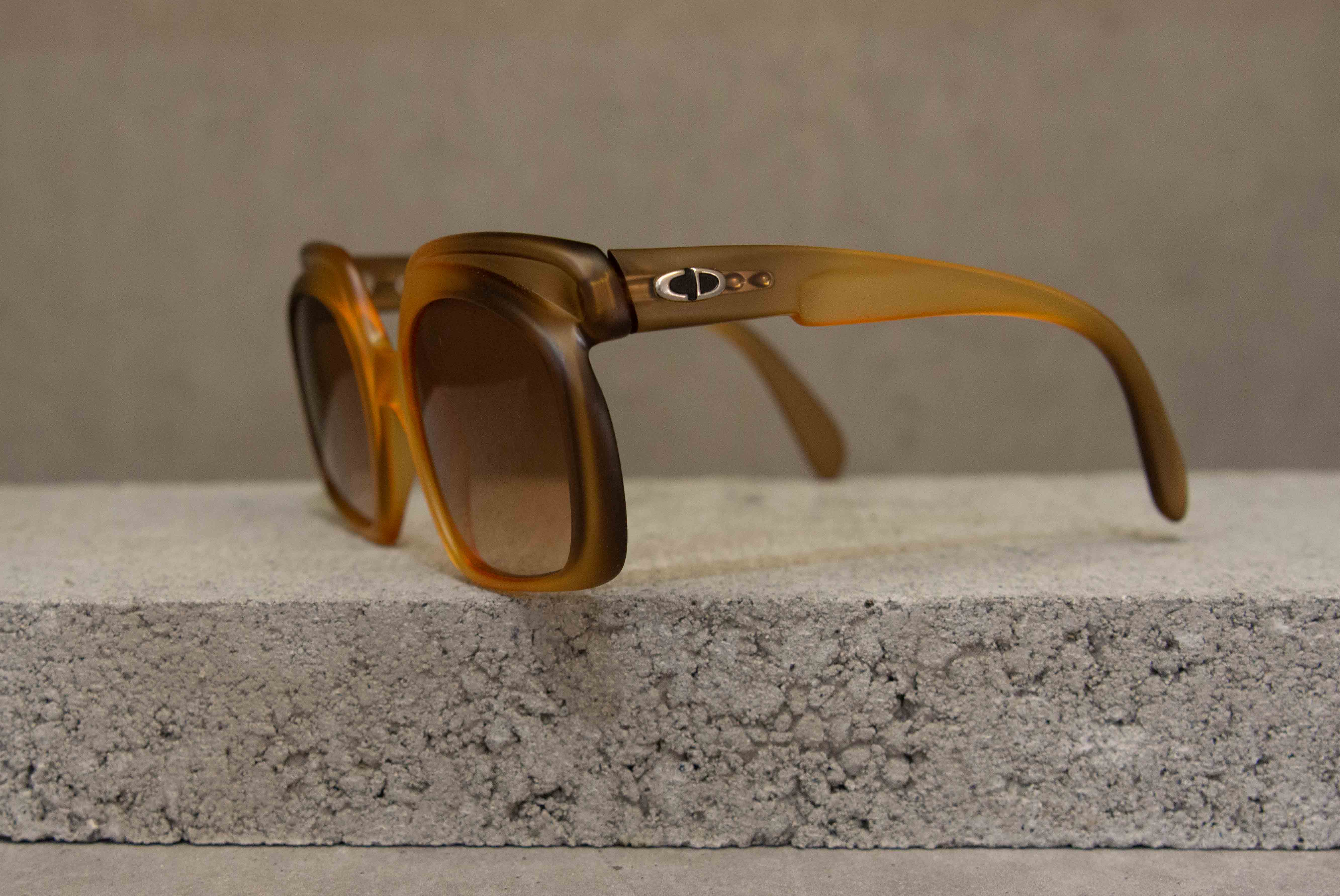 TVT 12 Dior Brown Fade - Image 2