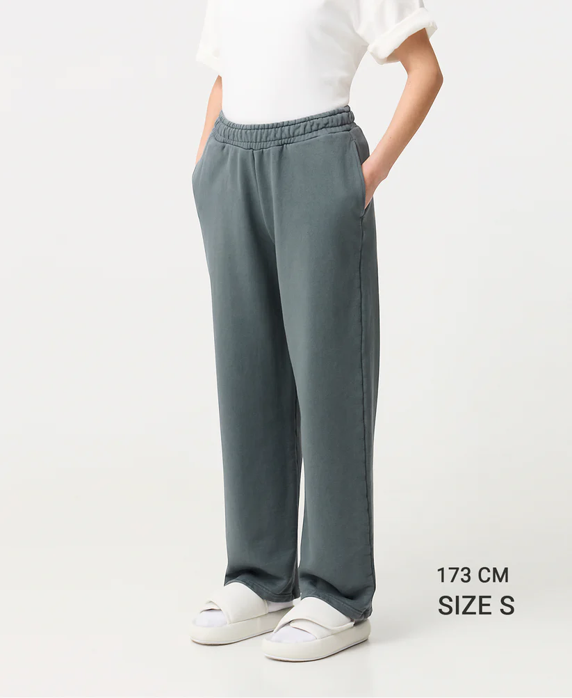 Velour Garments 600 GSM 'Ecru' Straight-Leg Pants - Image 10