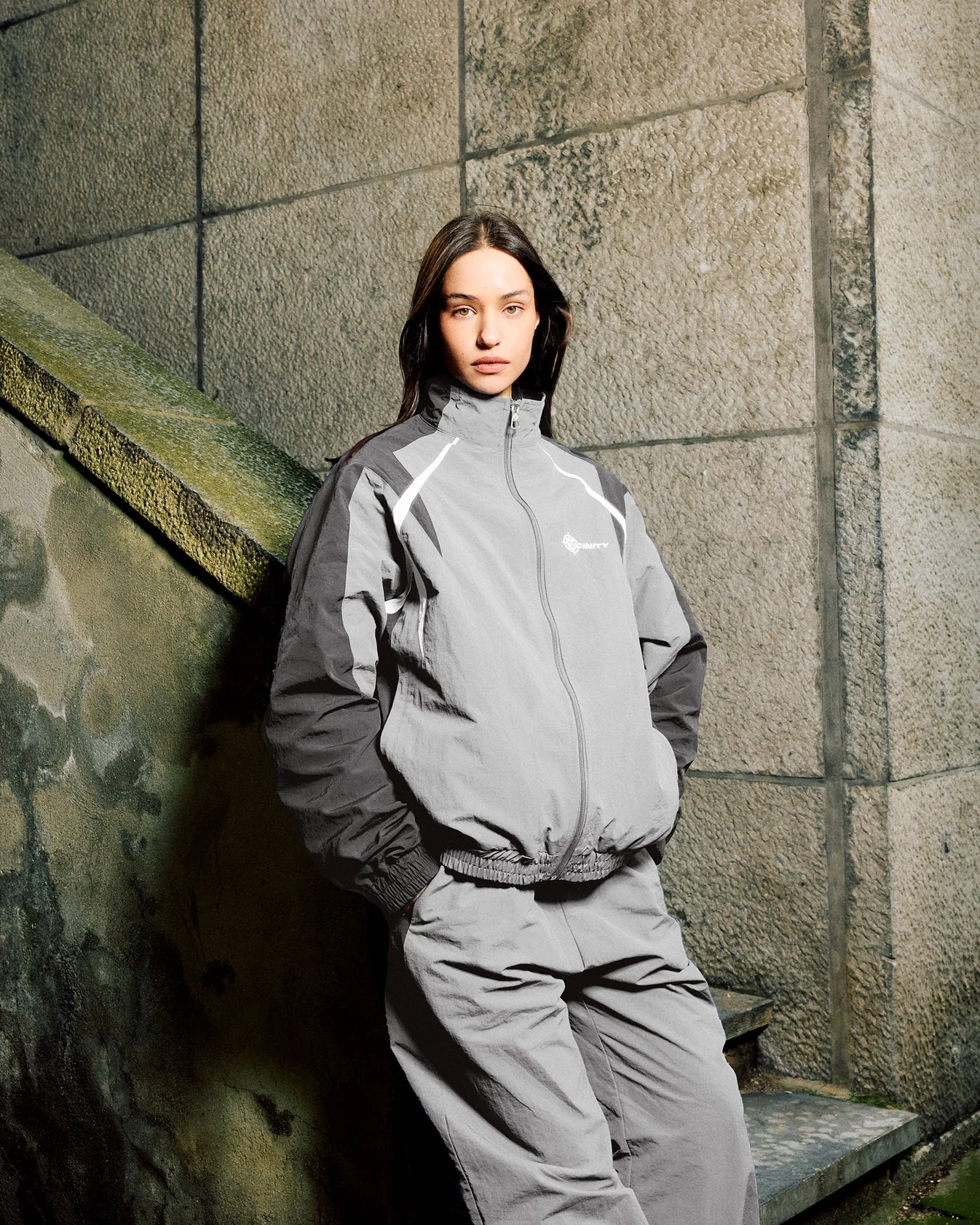 Vicinity Track Jacket V2 Beluga - Image 2